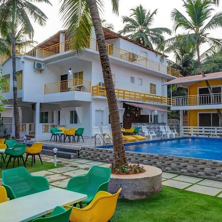 Beach Walk Resort Morjim Dış mekan fotoğraf